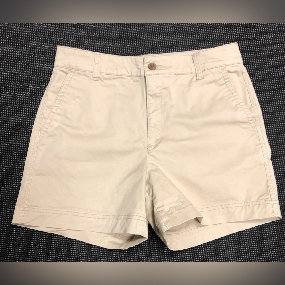 GAP Girlfriend Khaki Shorts, Tan Size 10